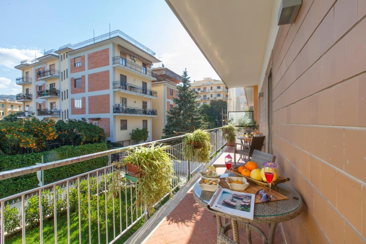 Estate4Home - Casa Rosangela Σορέντο Εξωτερικό φωτογραφία